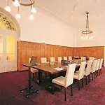 Sure By Western - Lu8 Business Vital Hotel