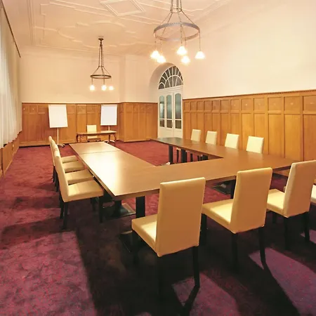 فندق Sure By Western باد درهيم