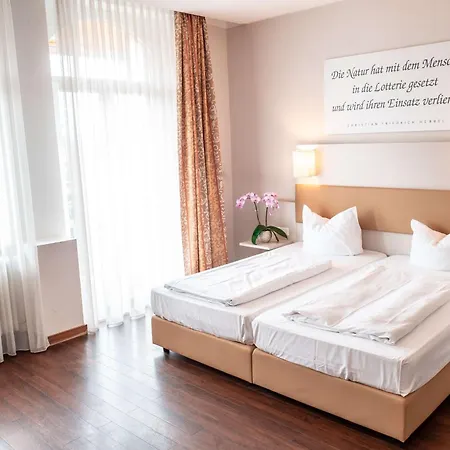 מלון Sure By Western 3*