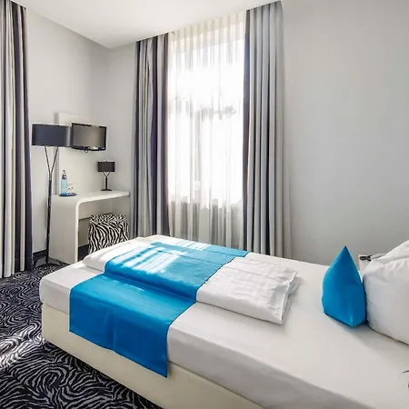 Hotel Sure By Western - Lu8 Business Vital 3*