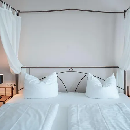 Sure By Western מלון