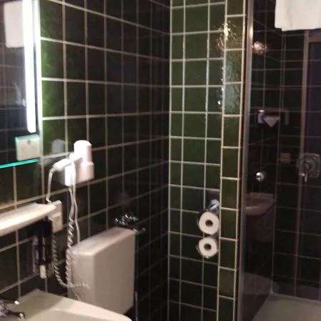 Hotel Sure By Western - Lu8 Business Vital 3*