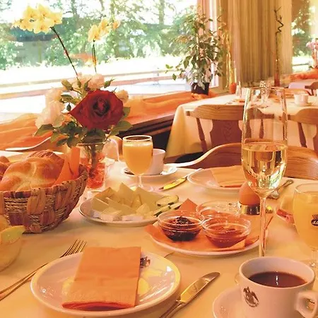 Sure By Western - Lu8 Business Vital Hotel 3*