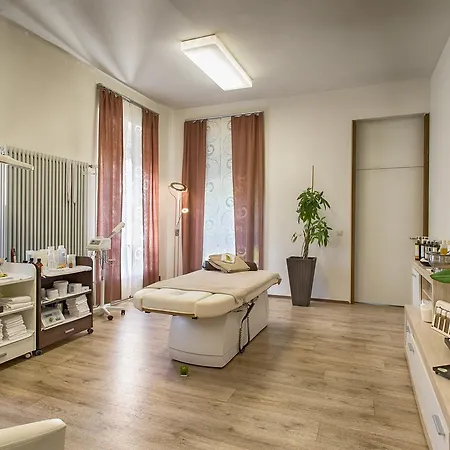 Hotel Sure By Western - Lu8 Business Vital 3*