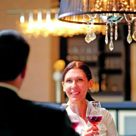 Sure By Western - Lu8 Business Vital Hotel 3*