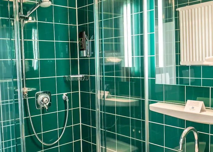 Sure By Western Hotel